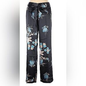 J Marco floral pants with tie. Size 10. Waist flat 15”. Inseam 29.5”. Rise 11”.